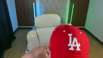 Andres_Sant live from United States
