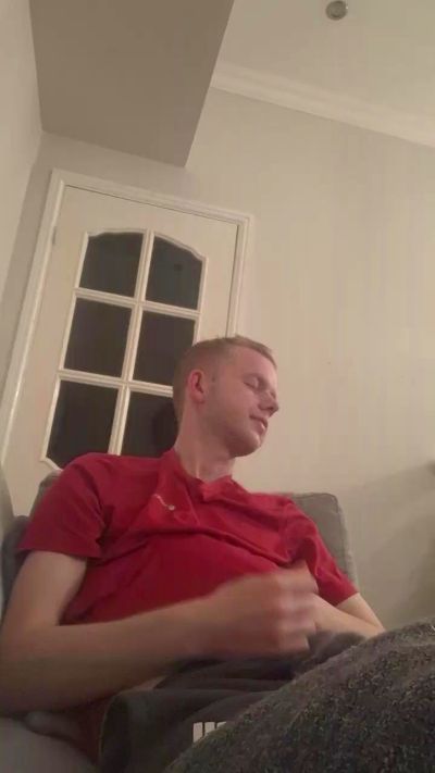 Apollo_301 live from United Kingdom