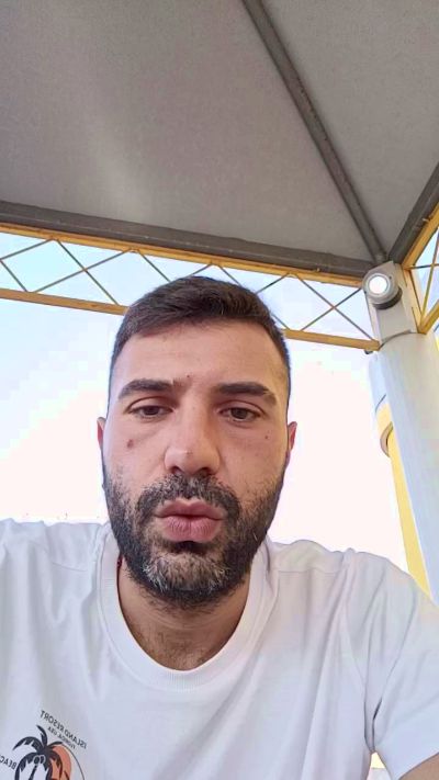 Axel_ct live from Italy