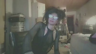 Belleofthebrawl live from United States