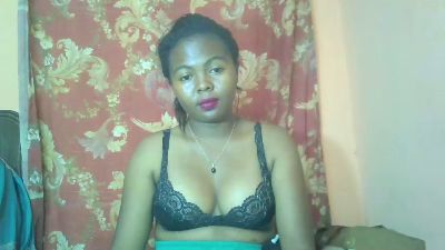 CANDYROSE3 live from Madagascar