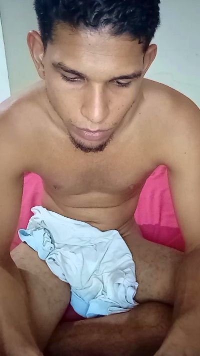 Caballero935 live from Colombia