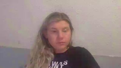 Candycane449 live from United States