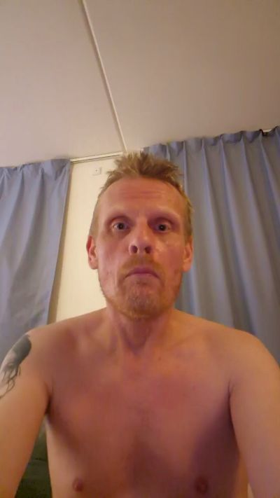 Dkfreecamguy1 live from Denmark