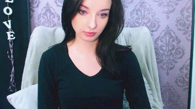 DominantLuna live from Germany