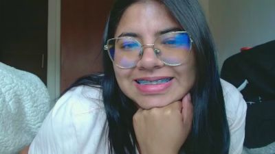 Dulce_cloee live from Colombia