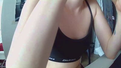 Estelle_Engels live from Germany