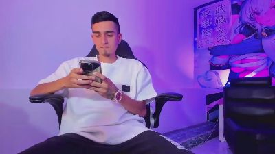 Ethaan_Boy live from Colombia