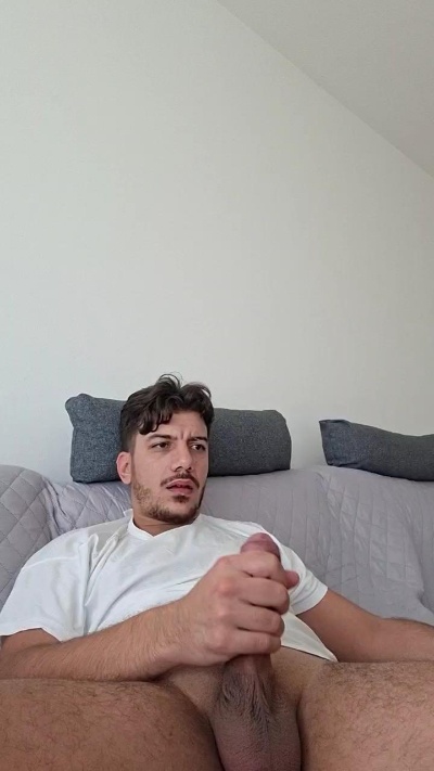 FainaPazz live from Italy