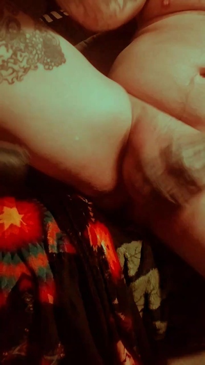 Fingerbomb69 live from United States