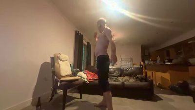 FrankiePatrick live from United Kingdom