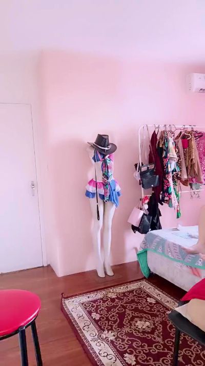 Gigifantasy live from Brazil