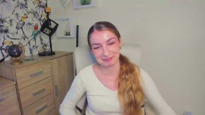 Hot_Nina19 live from Germany
