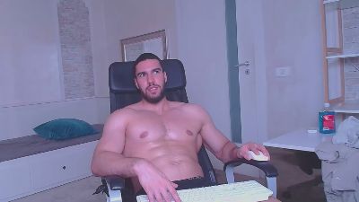 IvanHyde live from United States