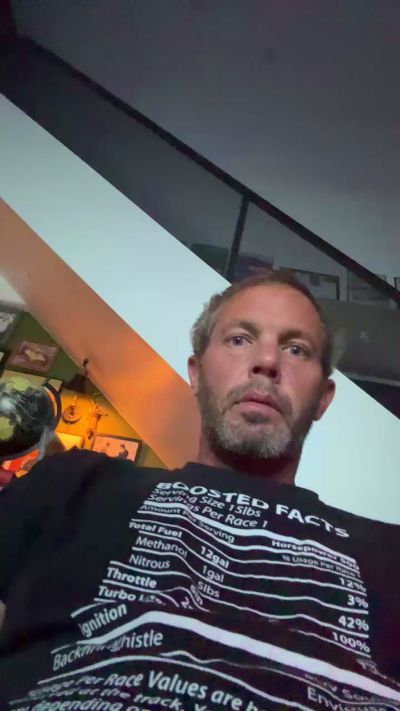 Jamesdean7919 live from United States