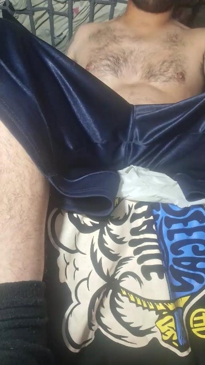 Joshissingle31 live from United States