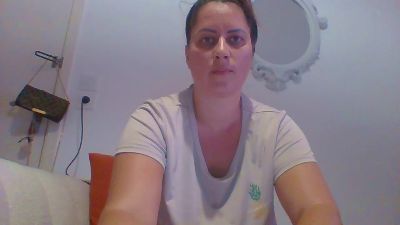 Lauracamc live from France