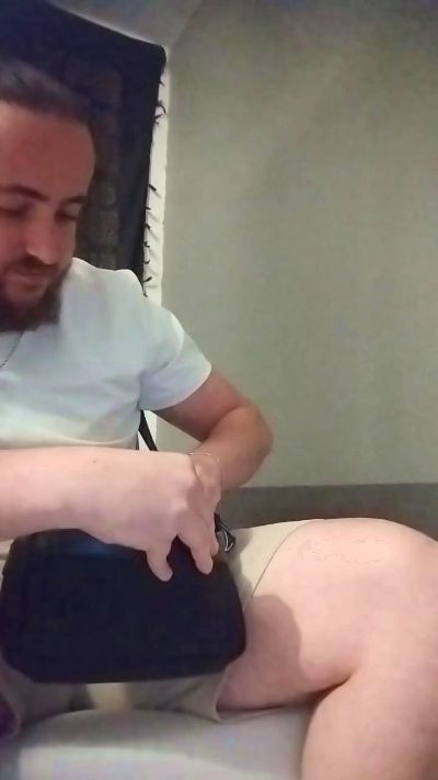 Le____s live from France