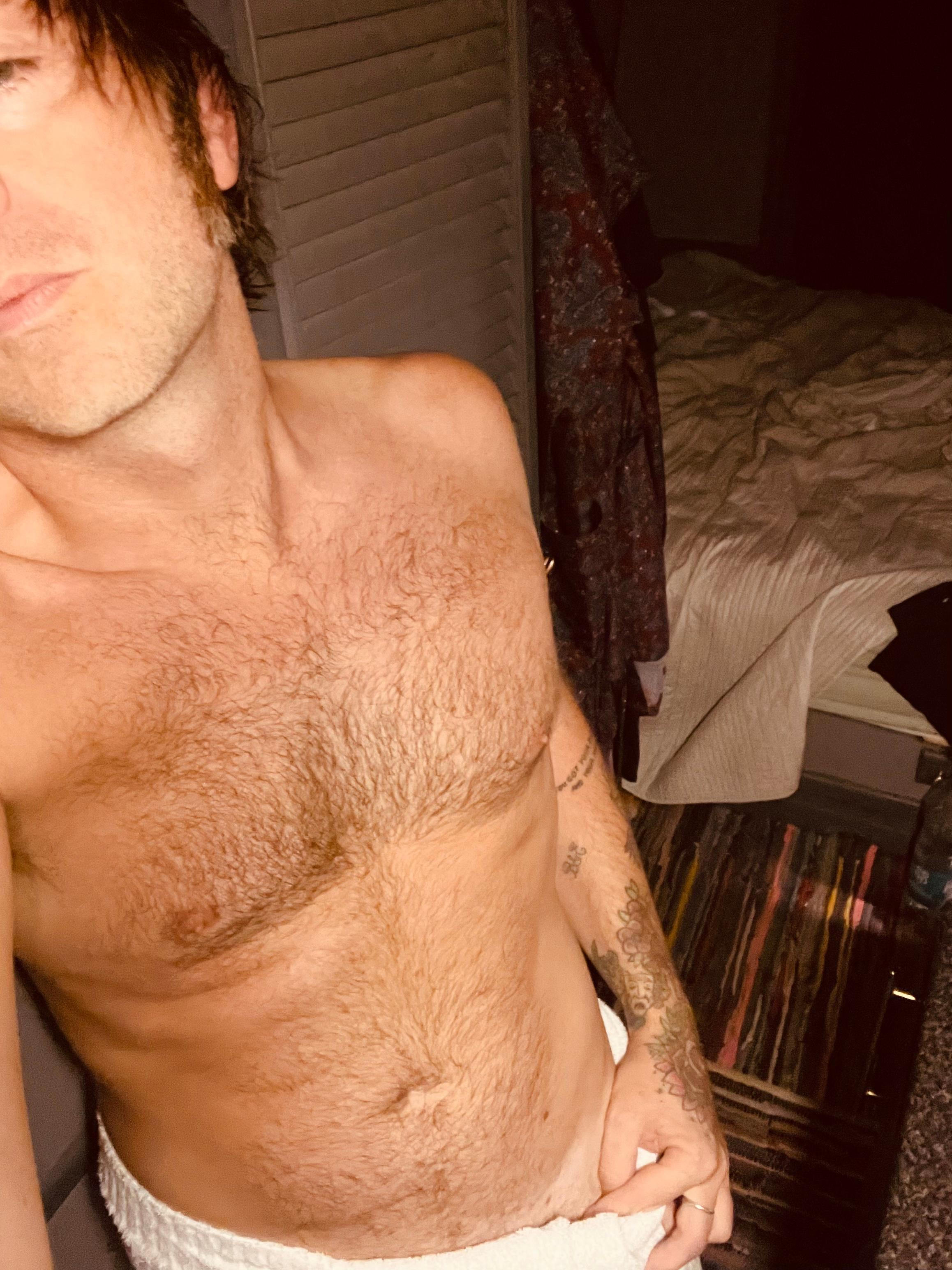 LondonBoy6969 live from United Kingdom