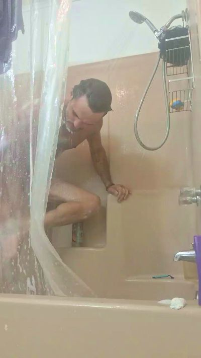 Lookhim21 live from United States