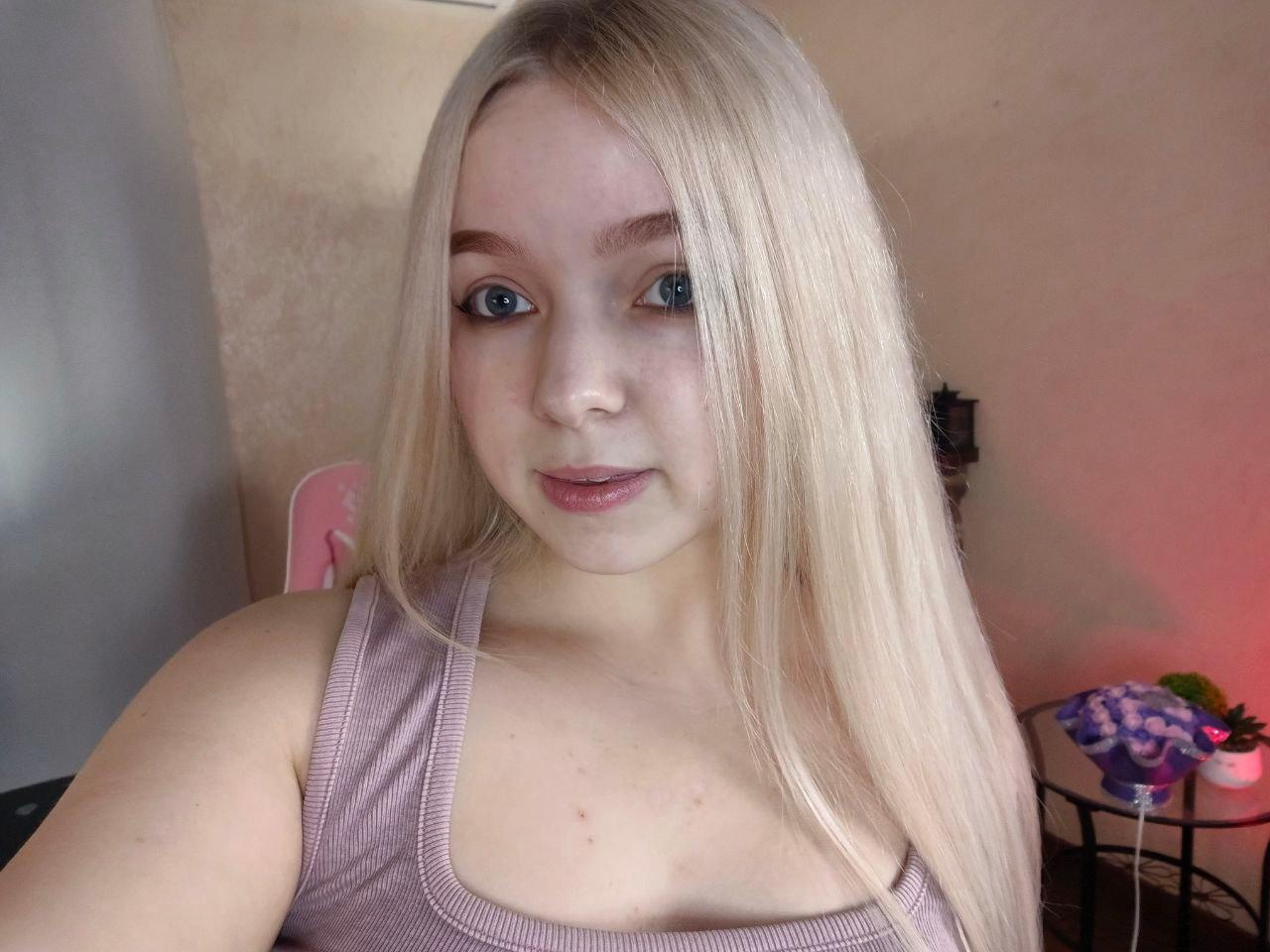 LornaFlynt live from Germany