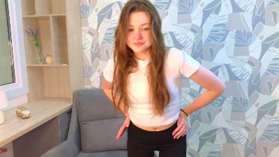 MarnieBialek live from France