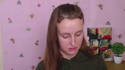 Nikolleta__ live from United States