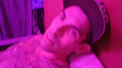 Prettyboytatted live from United States