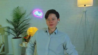 RobbinJurin live from United States