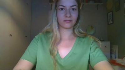 Rosie_June live from Germany