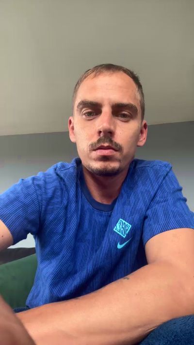 Shyboy2020 live from United Kingdom