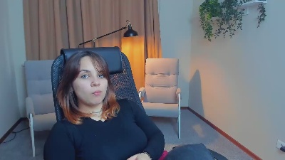 TasiaWerring live from United States
