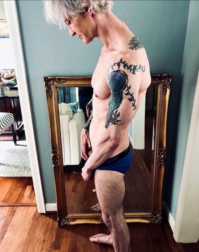 Tattooedloveboy Profile Image