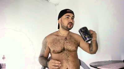 Tommy_Sccot live from Colombia