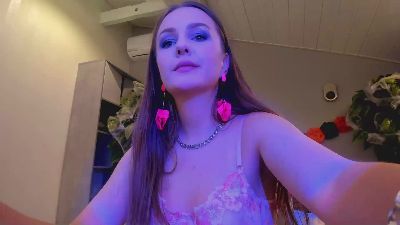 Vanessabeautyy live from United States