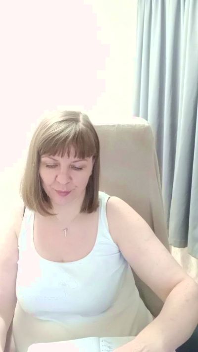 VeronnikaG live from Germany