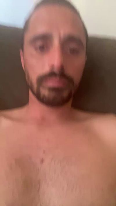 adriano854 live from Brazil