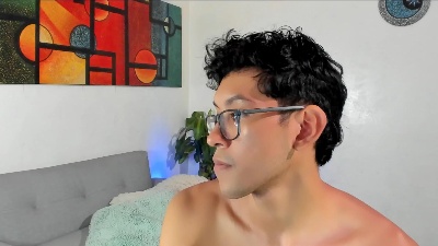 alan_scot8 live from Colombia