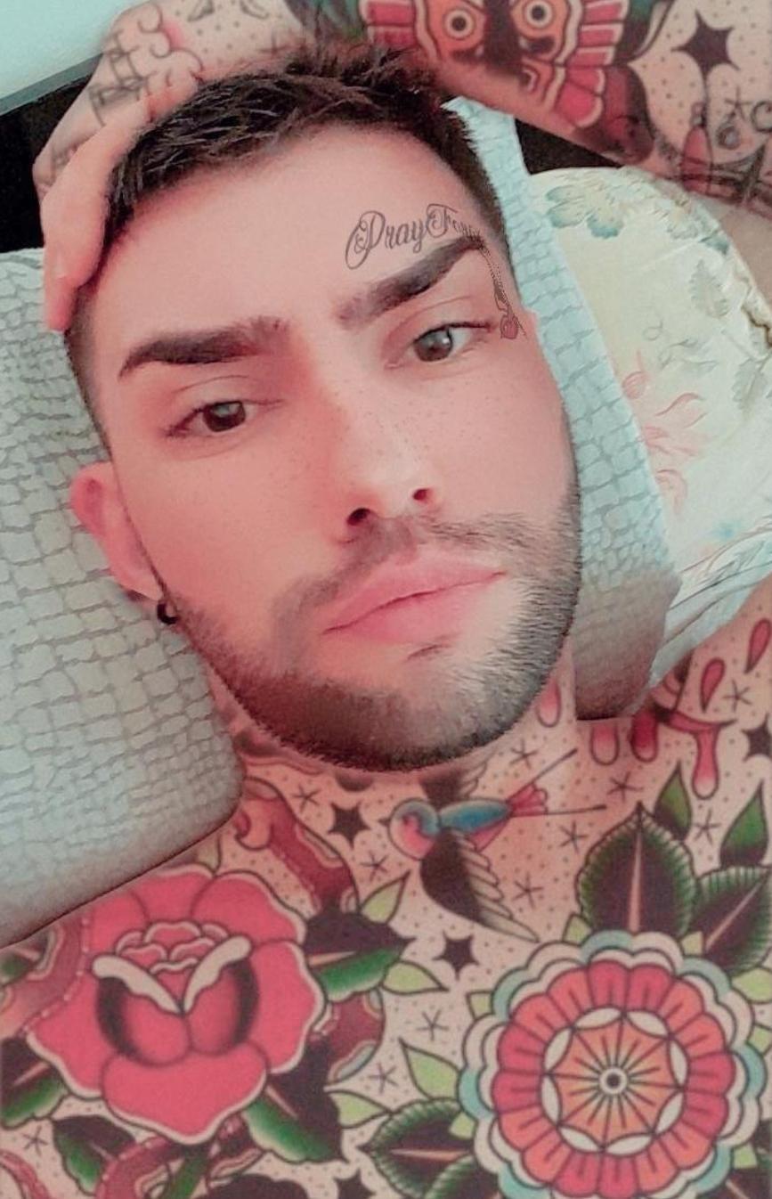 antonio2999 live from Italy