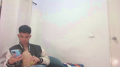 camillo_beische live from Colombia