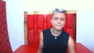 danielwhitesexy live from Colombia