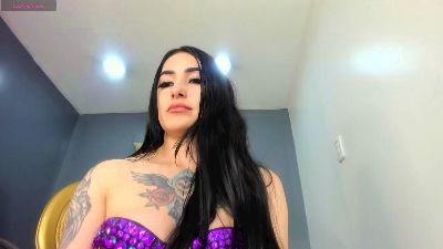 elinne_hendrix_ live from United States
