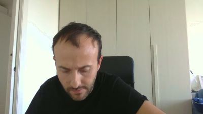 hhombres live from Spain