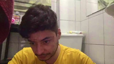 leternox live from United Kingdom