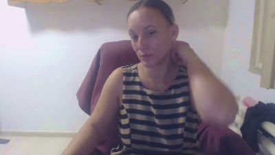 queensinner live from United States