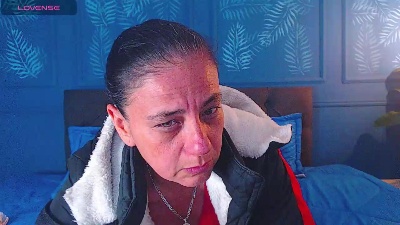 sasi_luna live from United States