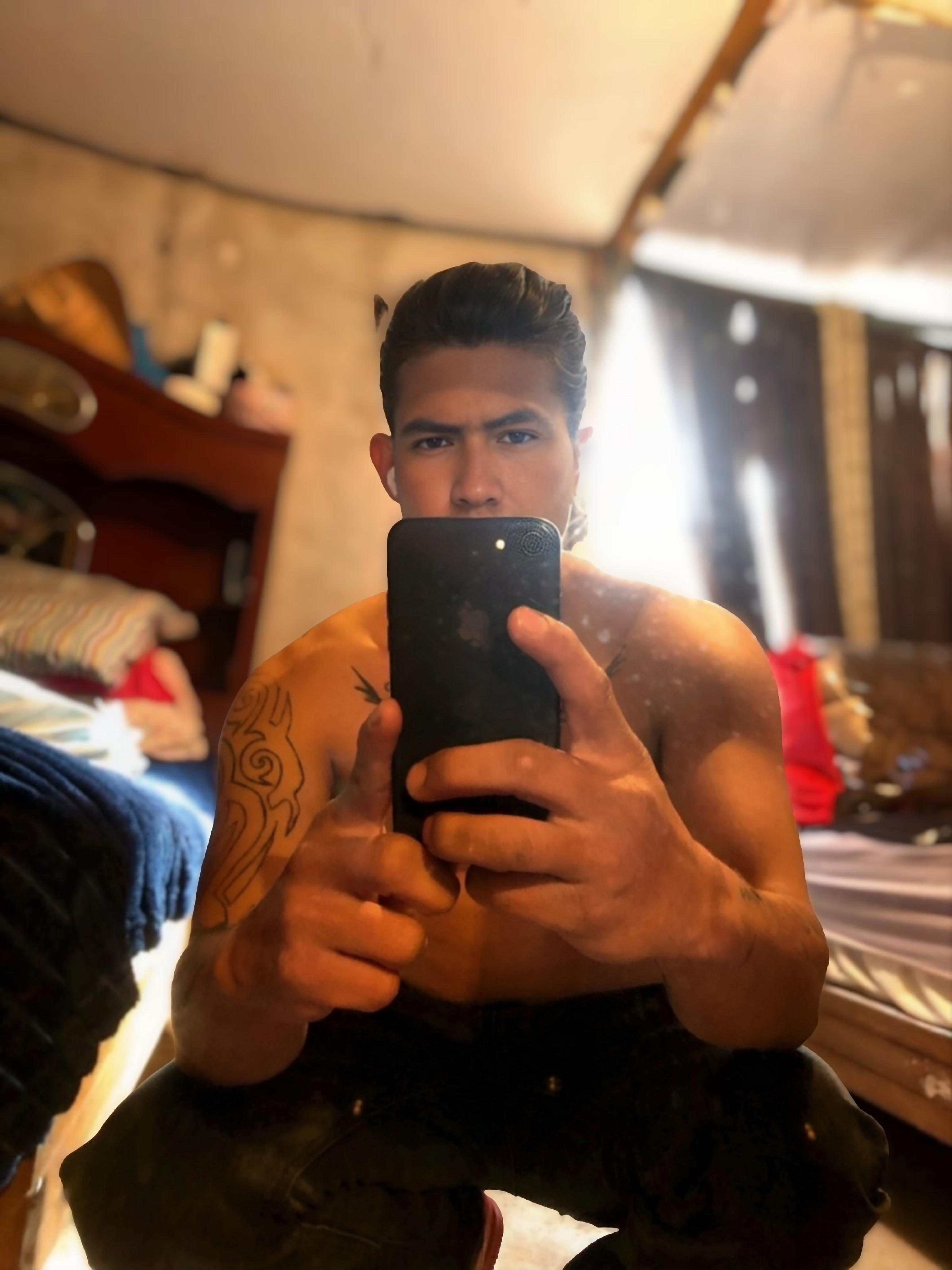 xhew_fun live from Mexico